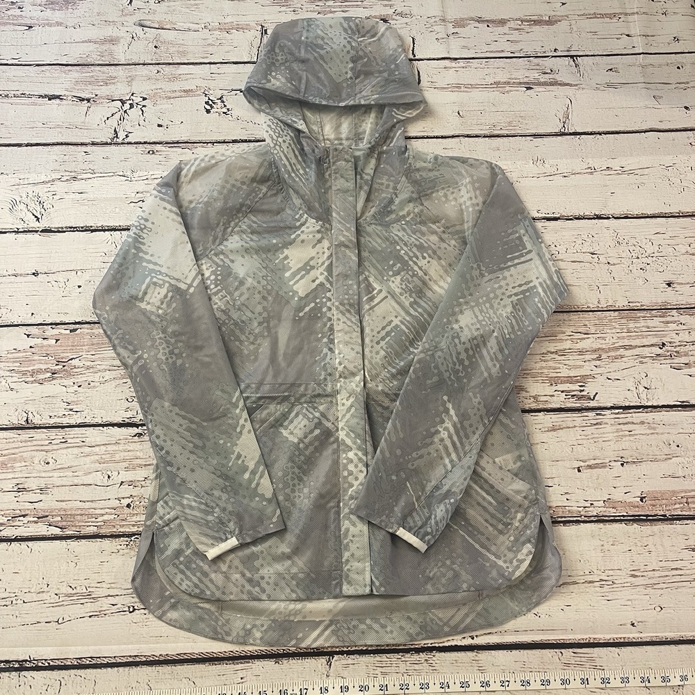 Athleta Ultra Light Gray Lava Hype Run Jacket Size Small NWTO Activewear Womens